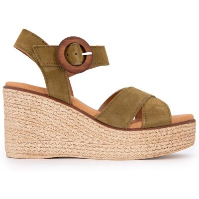 Sandales compensées kaki cuir military boucle bois Femme BIOSTOCK - Publicité Sandales compensées kaki cuir military boucle bois Femme BIOSTOCK - Publicité