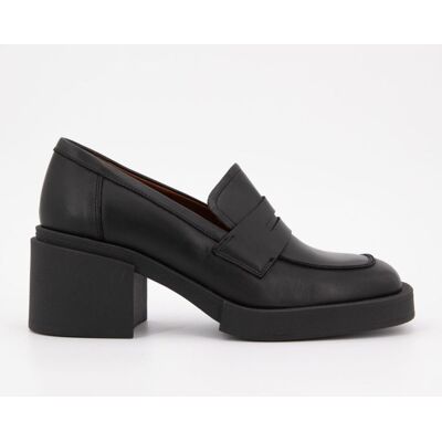 Mocassins noir à talons carrés cuir Femme ELVIO ZANON - Publicité Mocassins noir à talons carrés cuir Femme ELVIO ZANON - Publicité