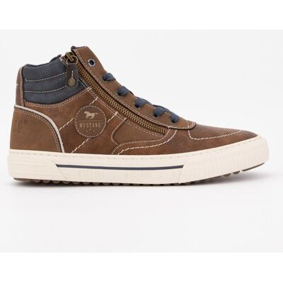 Baskets montantes marrons zippées à lacets bleu marine Homme MUSTANG - Publicité Baskets montantes marrons zippées à lacets bleu marine Homme MUSTANG - Publicité
