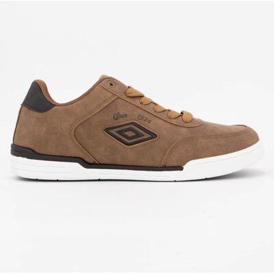Baskets à lacets marado avec logo à relief Homme UMBRO - Publicité Baskets à lacets marado avec logo à relief Homme UMBRO - Publicité