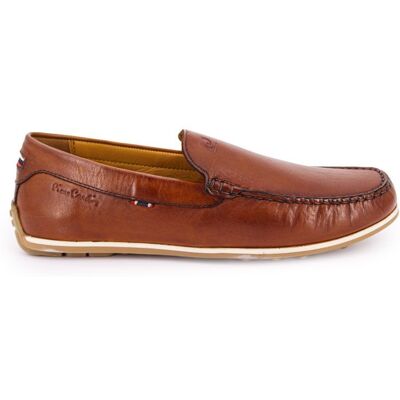 Mocassins cognac en cuir lisse semelle fine Homme PIERRE CARDIN - Publicité Mocassins cognac en cuir lisse semelle fine Homme PIERRE CARDIN - Publicité