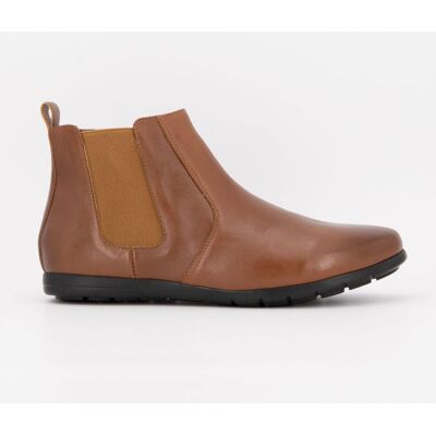 Bottines chelsea cuir cognac semelle noire Homme PIERRE CARDIN - Publicité Bottines chelsea cuir cognac semelle noire Homme PIERRE CARDIN - Publicité
