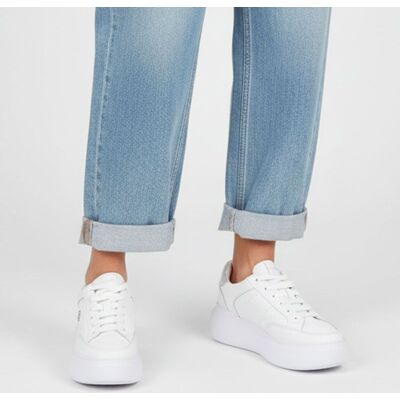 Baskets à lacets blancs semelle épaisse blanche Femme US POLO - Publicité Baskets à lacets blancs semelle épaisse blanche Femme US POLO - Publicité
