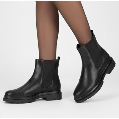 Bottines noires selma motif peau de serpent en cuir Femme LES TROPEZIENNES PAR M.BELARBI - Publicité Bottines noires selma motif peau de serpent en cuir Femme LES TROPEZIENNES PAR M.BELARBI - Publicité