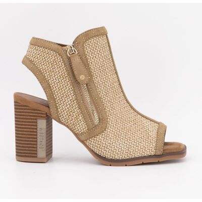 Sandales à talon bottier avec petits clous et fermeture éclaire Femme MUSTANG - Publicité Sandales à talon bottier avec petits clous et fermeture éclaire Femme MUSTANG - Publicité