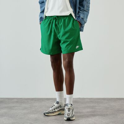 Nike Club Short en Tissu - Vert - Hommes - Shorts Sport & Équipe - Publicité Nike Club Short en Tissu - Vert - Hommes - Shorts Sport & Équipe - Publicité