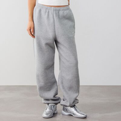 Nike Pant Jogger Studio gris xs femme - Publicité Nike Pant Jogger Studio gris xs femme - Publicité