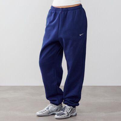 Nike Pant Jogger Studio marine s femme - Publicité Nike Pant Jogger Studio marine s femme - Publicité