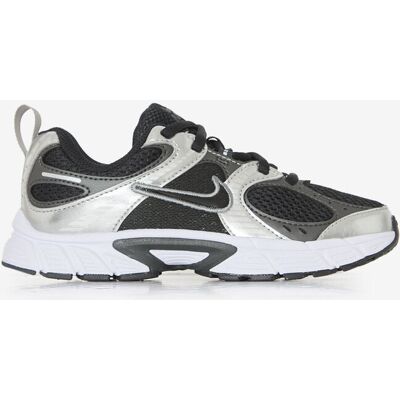 Nike V5 Rnr noir/argent 35 femme - Publicité Nike V5 Rnr noir/argent 35 femme - Publicité
