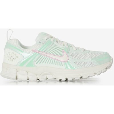 Nike Zoom Vomero 5 beige/vert 36,5 femme - Publicité Nike Zoom Vomero 5 beige/vert 36,5 femme - Publicité