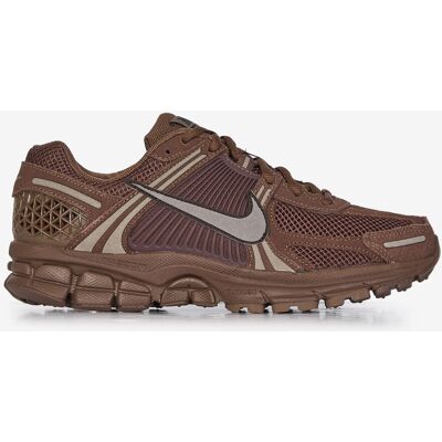 Nike Zoom Vomero 5 Suede marron 39 femme - Publicité Nike Zoom Vomero 5 Suede marron 39 femme - Publicité