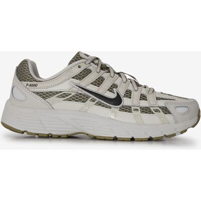 Nike P-6000 beige/vert 39 femme - Publicité Nike P-6000 beige/vert 39 femme - Publicité