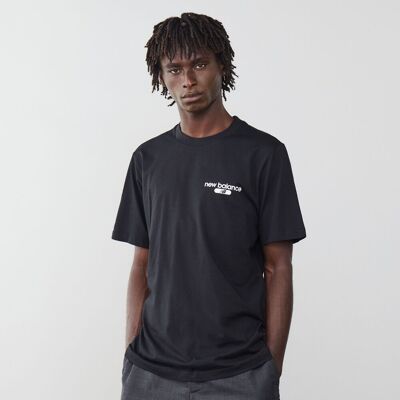 New Balance Tee Shirt Left Chest Logo noir/blanc xs homme - Publicité New Balance Tee Shirt Left Chest Logo noir/blanc xs homme - Publicité