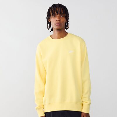 Nike Sweat Crew Club jaune/blanc l homme - Publicité Nike Sweat Crew Club jaune/blanc l homme - Publicité