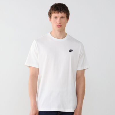 Nike Tee Shirt Club blanc/noir l homme - Publicité Nike Tee Shirt Club blanc/noir l homme - Publicité