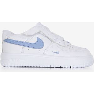 Nike Air Force 1 Low Cf Mini Swoosh - Bébé blanc/bleu 21 unisexe - Publicité Nike Air Force 1 Low Cf Mini Swoosh - Bébé blanc/bleu 21 unisexe - Publicité
