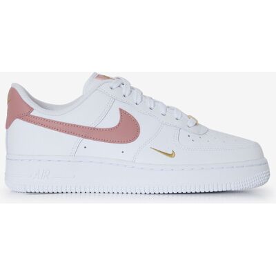 Nike Air Force 1 '07 Ess - Baskets Femmes Multicolores - Publicité Nike Air Force 1 '07 Ess - Baskets Femmes Multicolores - Publicité