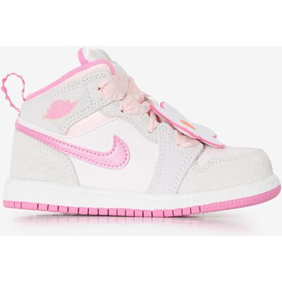Jordan Air Jordan 1 Mid - Bébé gris/rose 23,5 unisexe - Publicité Jordan Air Jordan 1 Mid - Bébé gris/rose 23,5 unisexe - Publicité