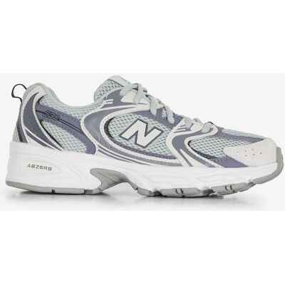 New Balance 530 Suede gris/blanc 36 femme - Publicité New Balance 530 Suede gris/blanc 36 femme - Publicité