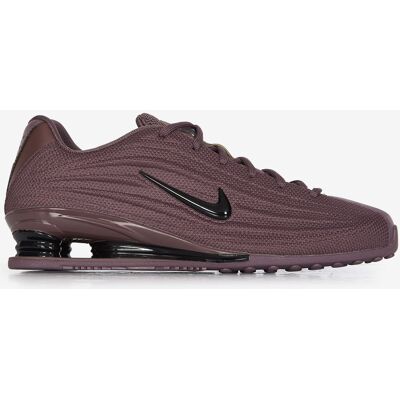 Nike Shox Z taupe 37,5 femme - Publicité Nike Shox Z taupe 37,5 femme - Publicité