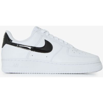 Nike Air Force 1 Low blanc/noir 36,5 femme - Publicité Nike Air Force 1 Low blanc/noir 36,5 femme - Publicité