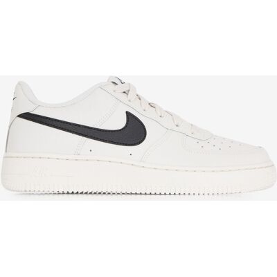 Nike Air Force 1 Low ecru/noir 37,5 femme - Publicité Nike Air Force 1 Low ecru/noir 37,5 femme - Publicité