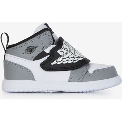 Jordan Sky Jordan 1 Cf - Bébé blanc/gris 26 unisexe - Publicité Jordan Sky Jordan 1 Cf - Bébé blanc/gris 26 unisexe - Publicité