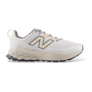 New Balance pour femme. WTGAROV2 Trainers Fresh Foam X Garoe V2 off-white (37 D), Blanc, Plat, Lacets, Casuel, Sport, Running, Multisport - Publicité New Balance pour femme. WTGAROV2 Trainers Fresh Foam X Garoe V2 off-white (37 D), Blanc, Plat, Lacets, Casuel, Sport, Running, Multisport - Publicité