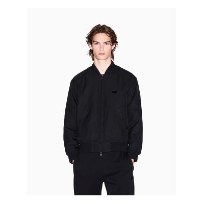 Giorgio Armani A X Armani Exchange pour homme. XM001137AF16672UC001 Veste bombardier zippée noire (L), Casuel, Polyester - Publicité Giorgio Armani A X Armani Exchange pour homme. XM001137AF16672UC001 Veste bombardier zippée noire (L), Casuel, Polyester - Publicité