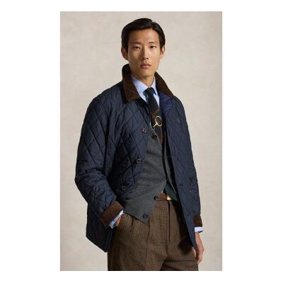 Polo Ralph Lauren pour homme. 710B15982001 Veste matelassée marine (L), Casuel, Polister recyclé - Publicité Polo Ralph Lauren pour homme. 710B15982001 Veste matelassée marine (L), Casuel, Polister recyclé - Publicité