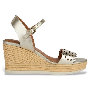 Geox pour femme. D45GVA 000CF Sandales en cuir Golden Ponza (40), Doré, 8 à 10 cm, Boucle, Casuel - Publicité Geox pour femme. D45GVA 000CF Sandales en cuir Golden Ponza (40), Doré, 8 à 10 cm, Boucle, Casuel - Publicité