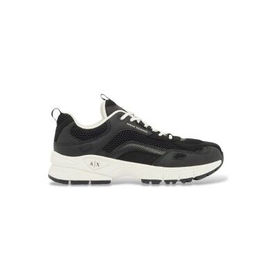 Giorgio Armani A X Armani Exchange pour homme. XM002623AF22829MC005 Baskets en mesh avec micro-daim noir (45), Plat, Lacets, Casuel - Publicité Giorgio Armani A X Armani Exchange pour homme. XM002623AF22829MC005 Baskets en mesh avec micro-daim noir (45), Plat, Lacets, Casuel - Publicité
