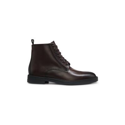 Boss pour homme. 50573364 Bottines en cuir Calev marron (42), Plat, Lacets, Casuel - Publicité Boss pour homme. 50573364 Bottines en cuir Calev marron (42), Plat, Lacets, Casuel - Publicité