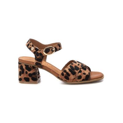 Carmela pour femme. 16219208-LEOPARDO Sandales en cuir marron 162192 (38), 3 à 5 cm, Boucle, Casuel, Fête, Imprimé animal - Publicité Carmela pour femme. 16219208-LEOPARDO Sandales en cuir marron 162192 (38), 3 à 5 cm, Boucle, Casuel, Fête, Imprimé animal - Publicité