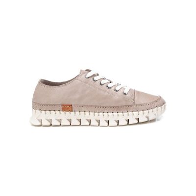 Carmela pour femme. 16206706-TAUPE Baskets en cuir 162067 taupe (37), Plat, Lacets, Casuel - Publicité Carmela pour femme. 16206706-TAUPE Baskets en cuir 162067 taupe (37), Plat, Lacets, Casuel - Publicité