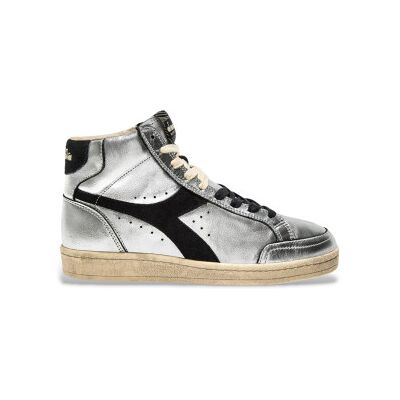 Diadora pour femme. 201182226 Prestige High Metal Silver Silver Leather Sneakers (39), Cuir, Argenté, Plat, Lacets, Casuel - Publicité Diadora pour femme. 201182226 Prestige High Metal Silver Silver Leather Sneakers (39), Cuir, Argenté, Plat, Lacets, Casuel - Publicité