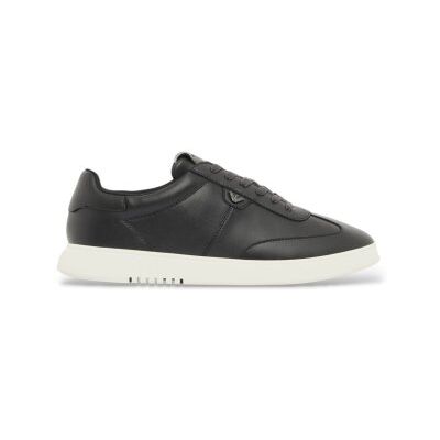 Giorgio Armani Emporio Armani pour homme. EM003062_AF20004 Baskets en cuir avec plaque d'aigle noir (40), Plat, Lacets, Casuel - Publicité Giorgio Armani Emporio Armani pour homme. EM003062_AF20004 Baskets en cuir avec plaque d'aigle noir (40), Plat, Lacets, Casuel - Publicité