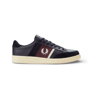 Fred Perry pour homme. B2310-608 Baskets en cuir B725 navy (44), Plat, Lacets, Casuel, Marine - Publicité Fred Perry pour homme. B2310-608 Baskets en cuir B725 navy (44), Plat, Lacets, Casuel, Marine - Publicité