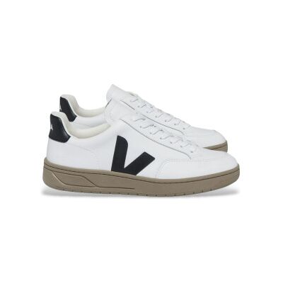 VEJA unisex. XD0203640 Chaussures V-12 blanches (45), Plat, Lacets, Casuel, Polister recyclé, Durable - Publicité VEJA unisex. XD0203640 Chaussures V-12 blanches (45), Plat, Lacets, Casuel, Polister recyclé, Durable - Publicité