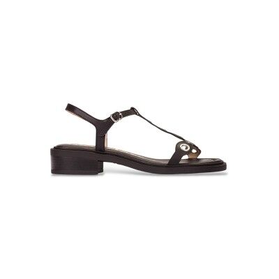 Wonders pour femme. B-9613 Sandales urbaines en cuir noir (36), Plat, 1 à 3 cm, Boucle, Casuel - Publicité Wonders pour femme. B-9613 Sandales urbaines en cuir noir (36), Plat, 1 à 3 cm, Boucle, Casuel - Publicité