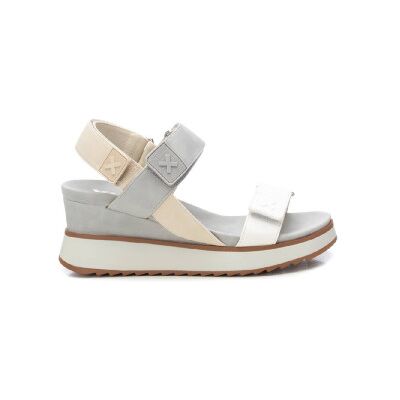 Xti pour femme. 14384805-GRIS Sandales 143848 gris (35), 5 à 8 cm, Velcro, Casuel - Publicité Xti pour femme. 14384805-GRIS Sandales 143848 gris (35), 5 à 8 cm, Velcro, Casuel - Publicité