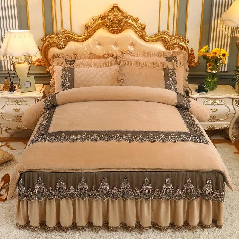 Europe Vintage Velvet Comforter Bedding Sets Duvet Cover Double Luxury Embroidery Lace Queen King Size Quilted Bedspread Soft