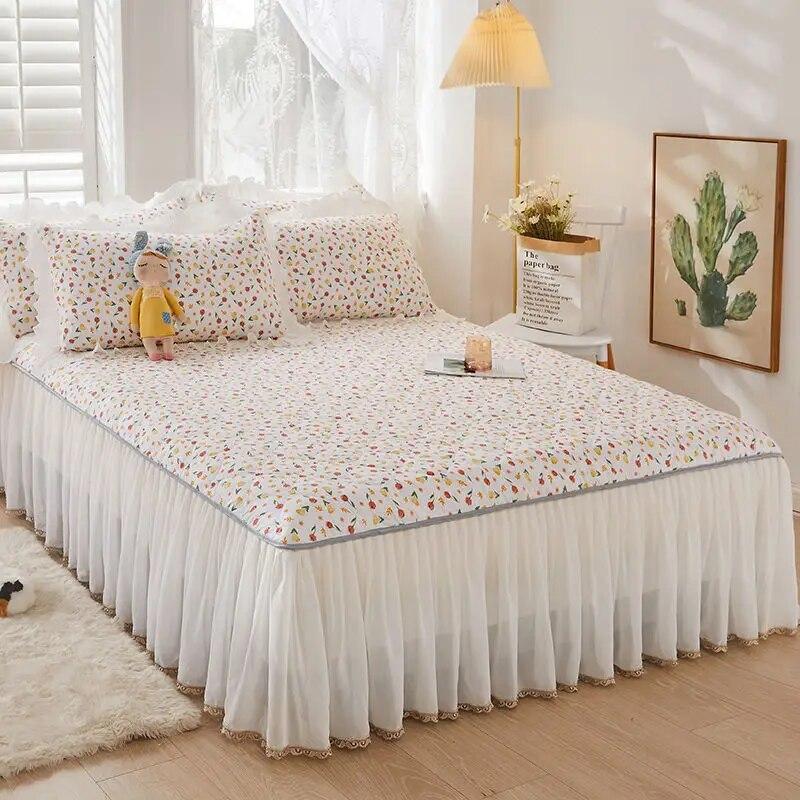 Princess Quilted Bed Skirt Three-piece Set Thickened Cotton Bedspread with Skirt Dust-proof Linen Bedding Lace Bed Sheet