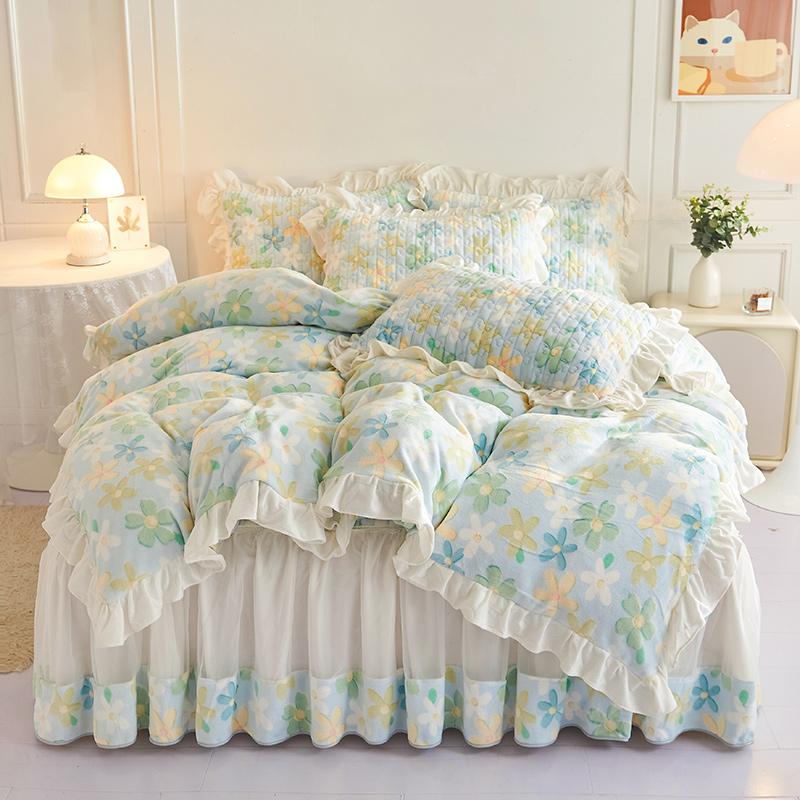 Modern Thickened Print Bed Skirt Bedding Set 4pcs Milk Velvet Duvet Cover Queen King Size Single Double Bed with 2 Pillow Covers
