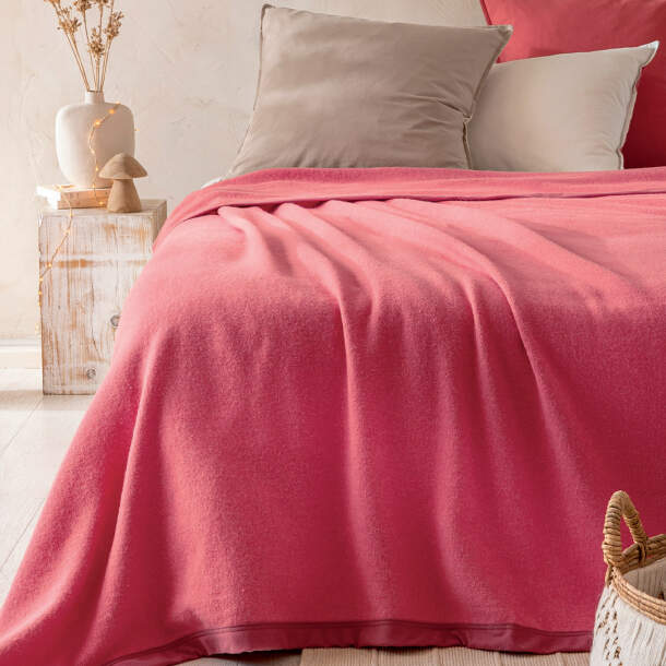 Françoise Saget Couverture Couverture pure laine Rose the Laine