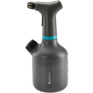 Gardena EasyPump Pulvérisateur sur batterie a gâchette 1l, 11114-20 - Publicité Gardena EasyPump Pulvérisateur sur batterie a gâchette 1l, 11114-20 - Publicité