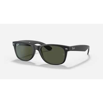 Ray-Ban - New Wayfarer - Lunettes de soleil T55 - Rubber Black - G-15 Green - Publicité Ray-Ban - New Wayfarer - Lunettes de soleil T55 - Rubber Black - G-15 Green - Publicité