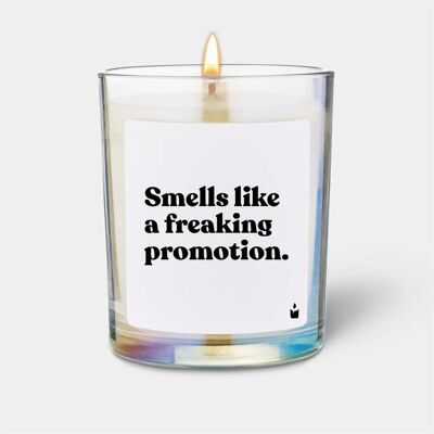 Chatty Candles, Bougie parfumée, Bougie parfumée Flowery Smells like a freaking promotion. Publicité Chatty Candles, Bougie parfumée, Bougie parfumée Flowery Smells like a freaking promotion. Publicité