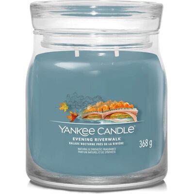 Yankee Candle, Bougie parfumée, Balade Nocturne Près de la Rivière (368 g) - Publicité Yankee Candle, Bougie parfumée, Balade Nocturne Près de la Rivière (368 g) - Publicité