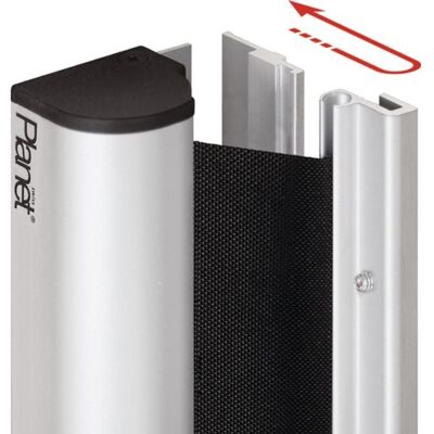 Planet, Ferrures de porte : accessoires, Protection des doigts Rollo FSR 6000 Quick longueur 1925 mm côté opposé aux charnières RAL 9016 - Publicité Planet, Ferrures de porte : accessoires, Protection des doigts Rollo FSR 6000 Quick longueur 1925 mm côté opposé aux charnières RAL 9016 - Publicité